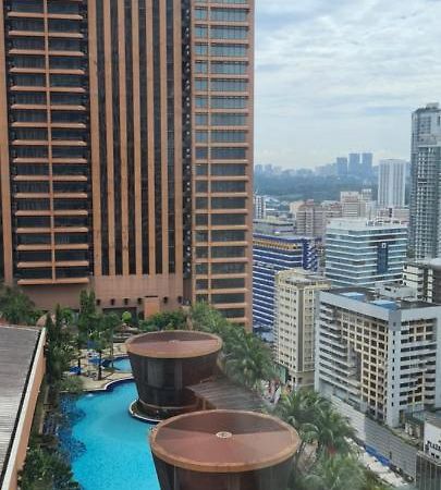 Raymond Suites At Berjaya Times Square Kuala Lumpur Buitenkant foto