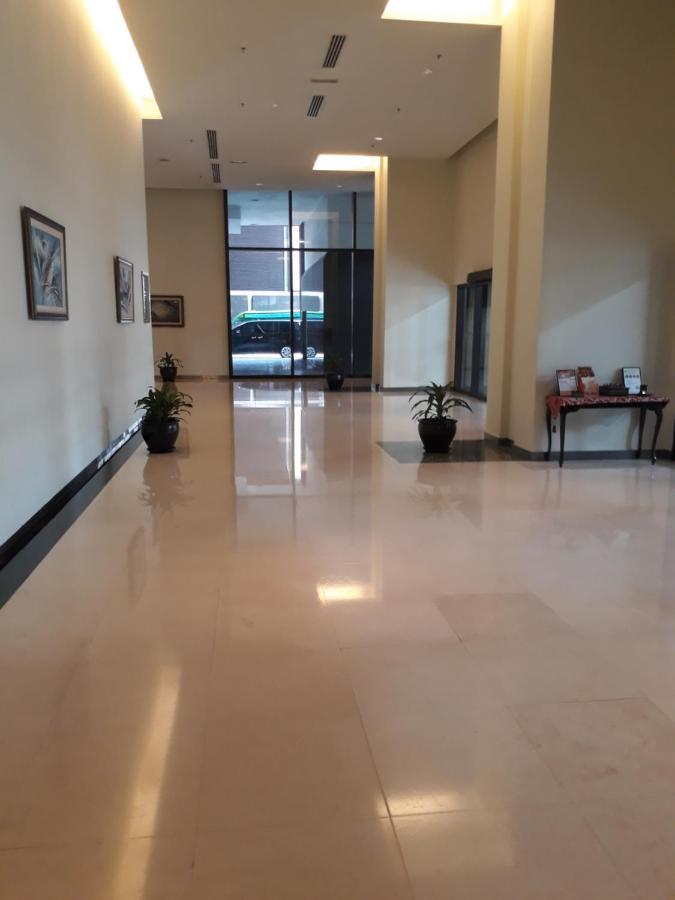 Raymond Suites At Berjaya Times Square Kuala Lumpur Buitenkant foto