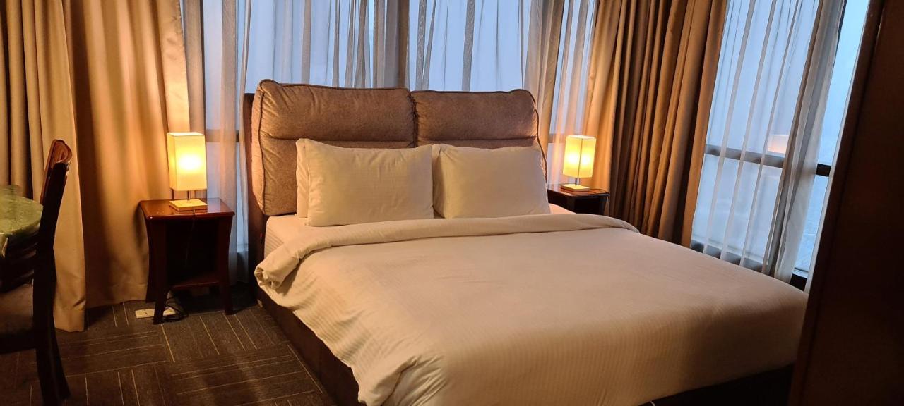 Raymond Suites At Berjaya Times Square Kuala Lumpur Buitenkant foto
